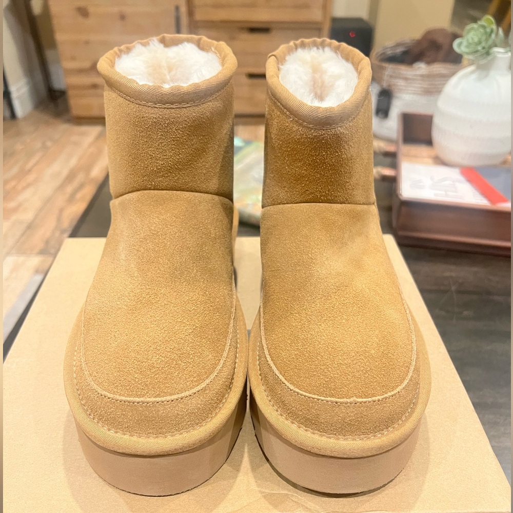 Ugg style boots platform Cozy Tan Suede Ankle Boots